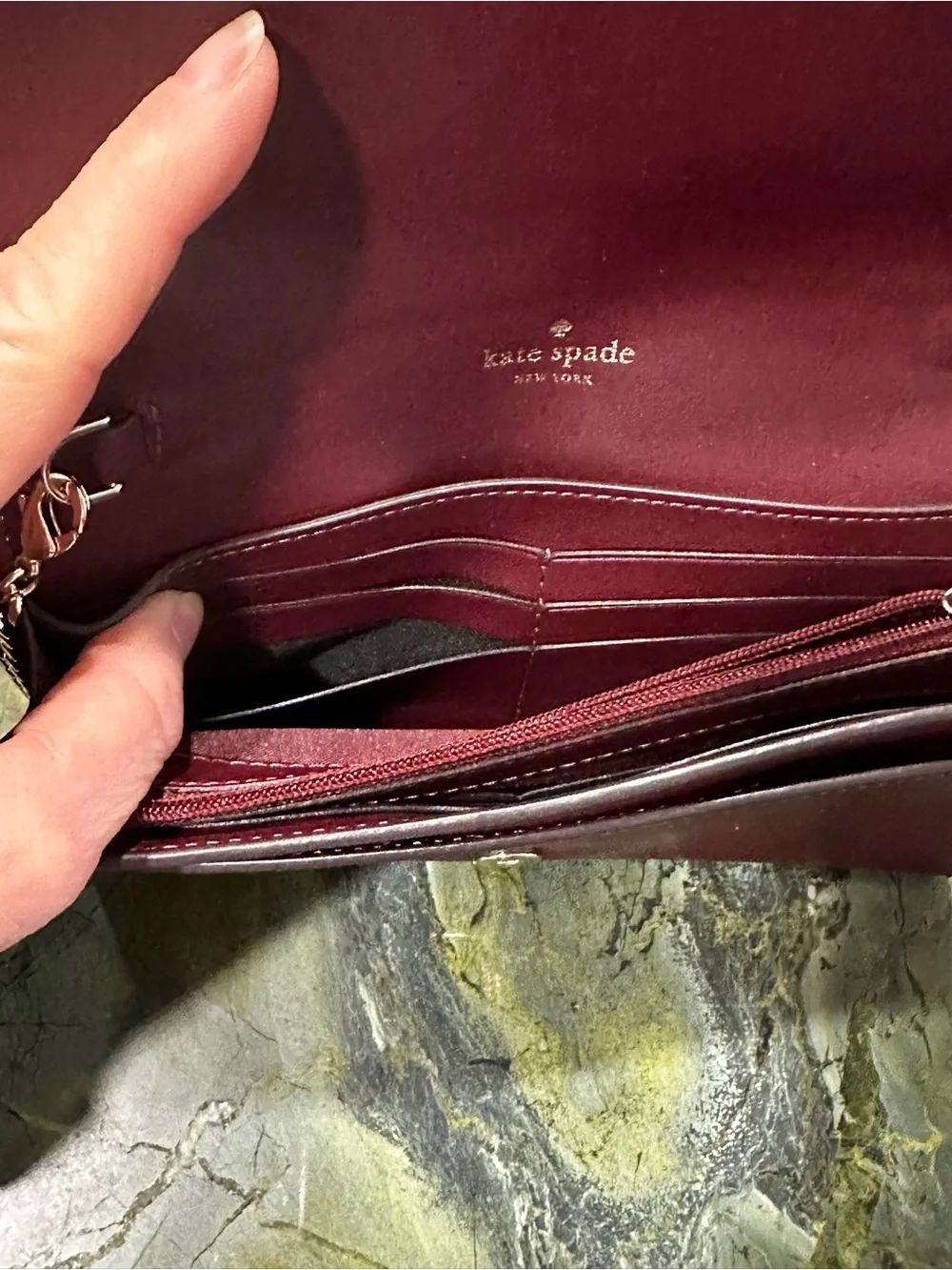 KATE SPADE Scalloped Flap Wallet Crossbody Bag Wine Color with Gold Chain NEW